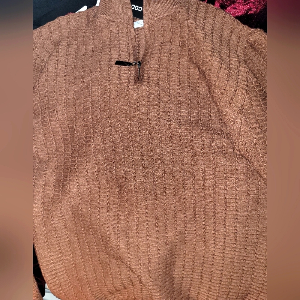 MEN'S SWEATER